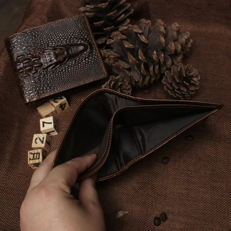 Retro Leather Wallet with Crocodile Pattern