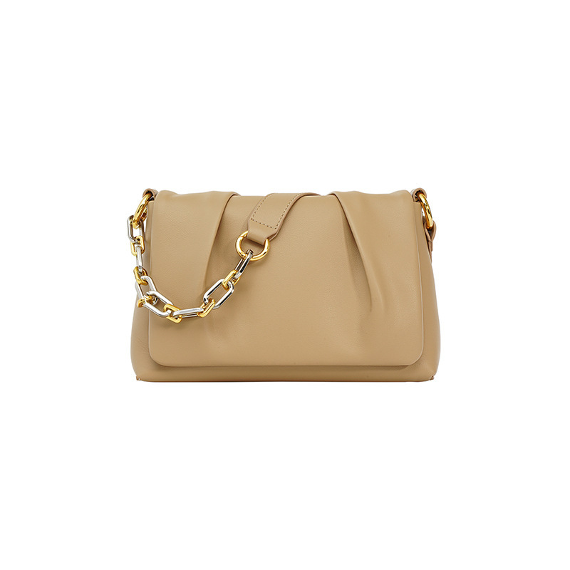 Elegant Shoulder Bag with Chain Strap