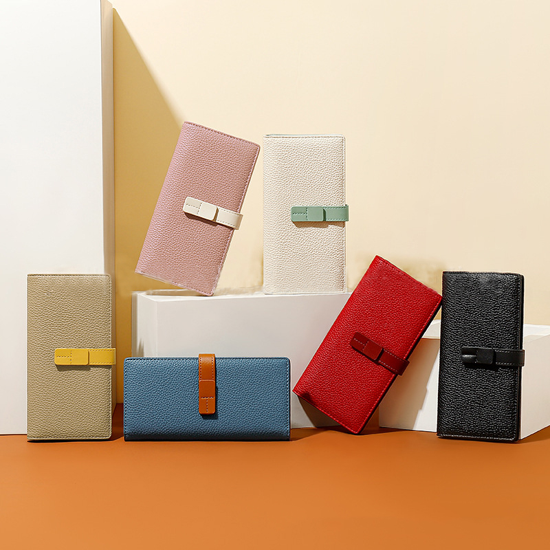 Fashion Wallet with Contrasting Colour and Compartments