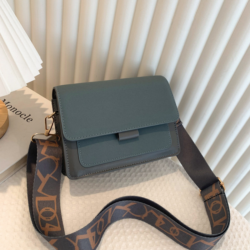 Elegant Shoulder Bag with Wide Strap