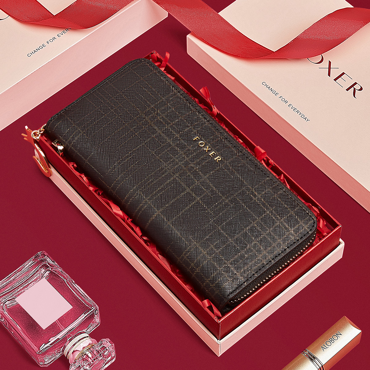 Elegant Ladies ' Coin Purse with Several Card Compartments
