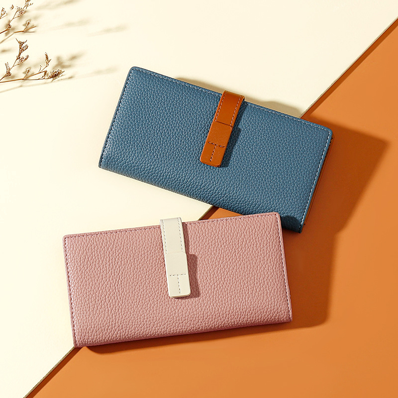 Fashion Wallet with Contrasting Colour and Compartments