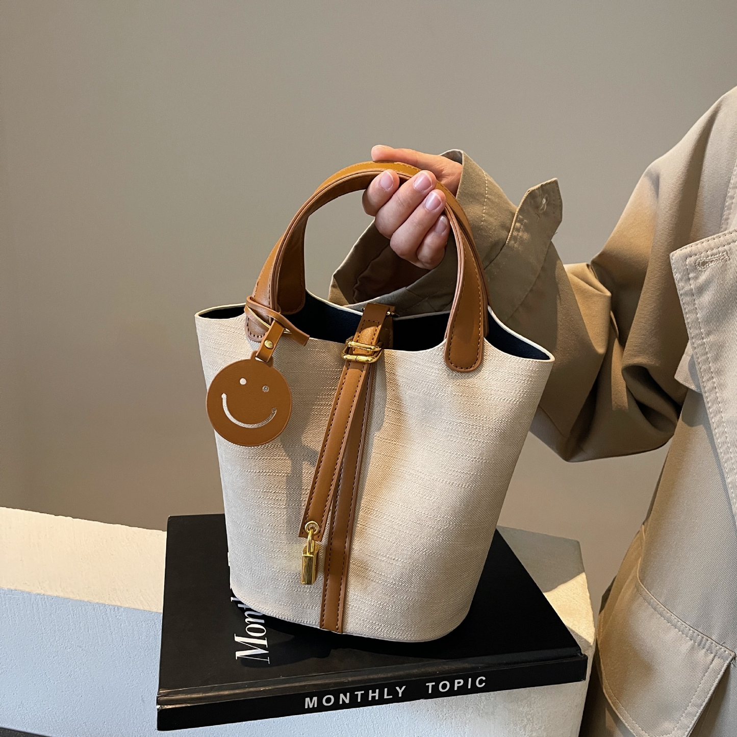 Stylish Ladies Crossbody Bag