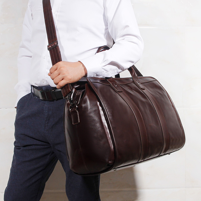 Rugged Leather Travel Bag with Large Capacity