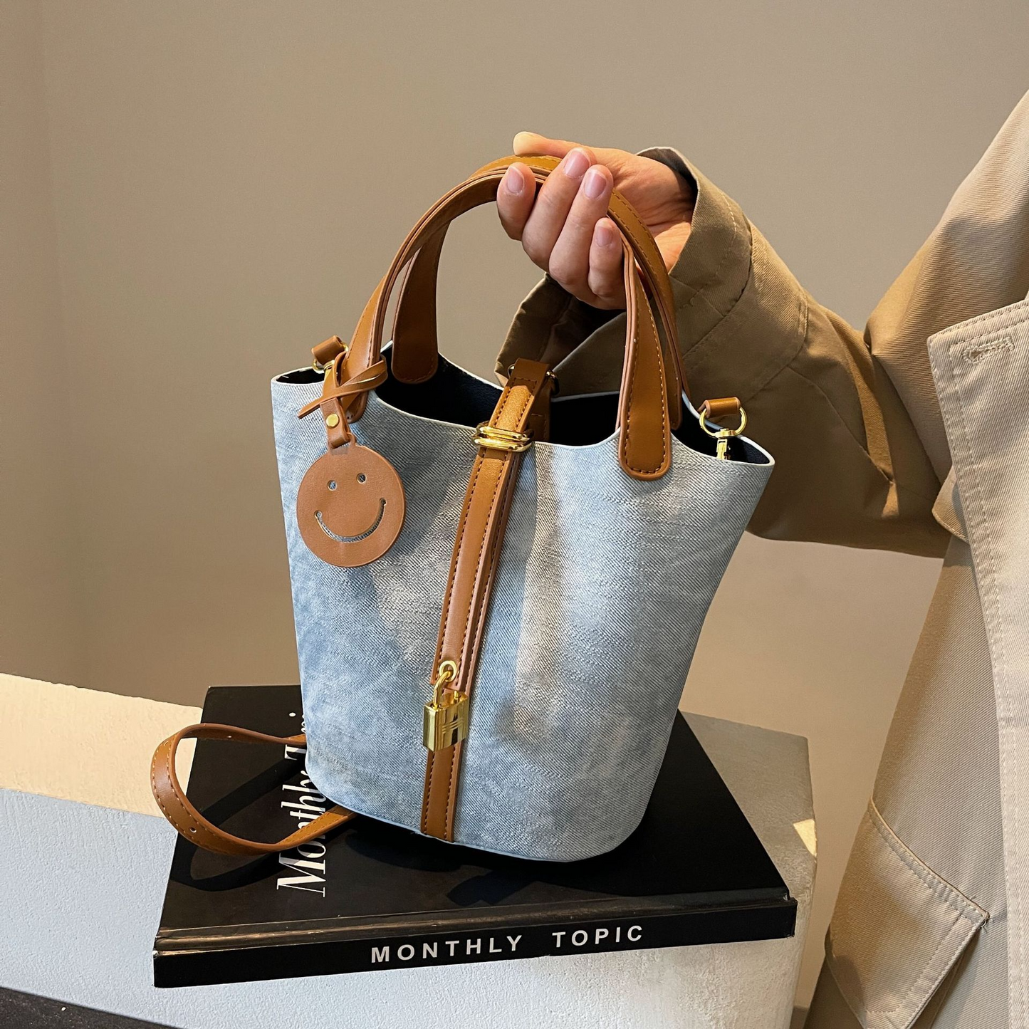 Stylish Ladies Crossbody Bag