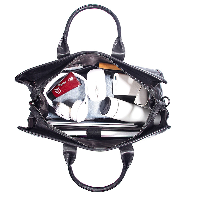 Rugged Leather Travel Bag with Large Capacity