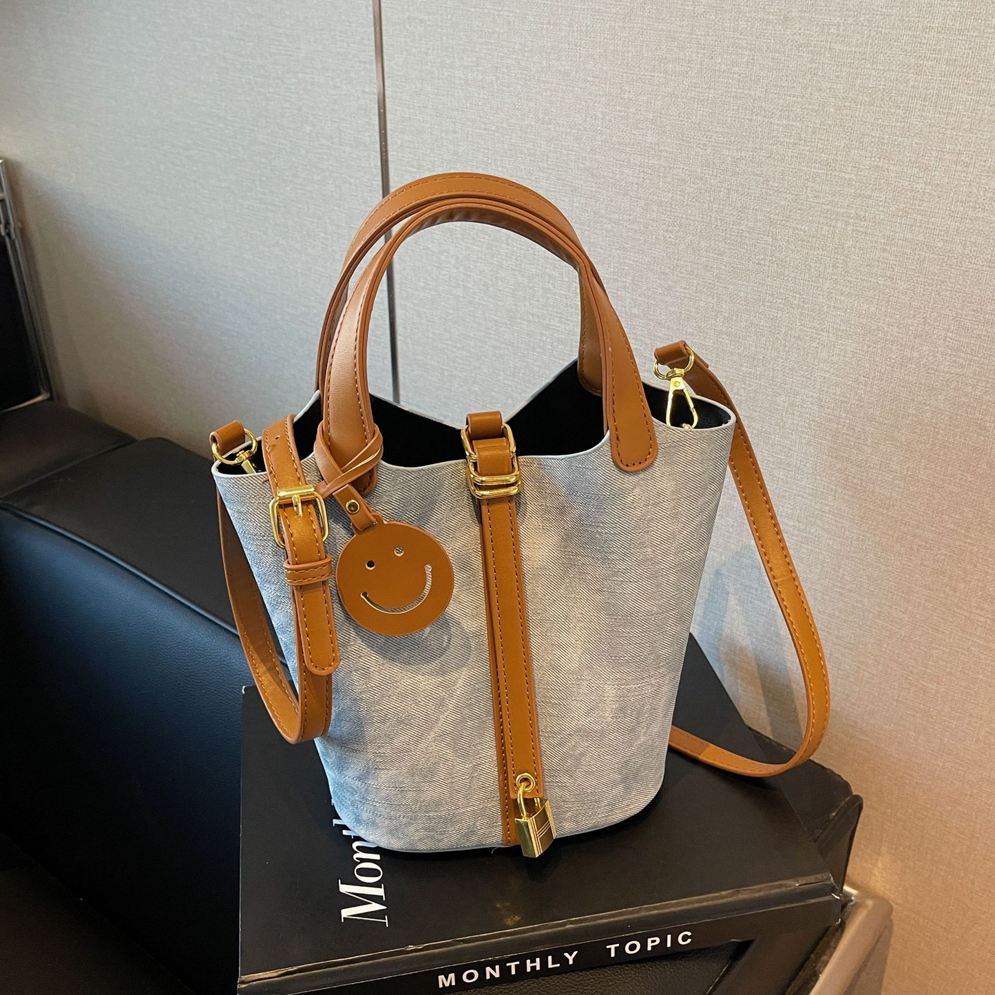 Stylish Ladies Crossbody Bag