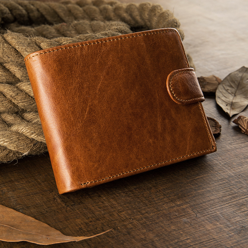 Elegant Leather Wallet for Men - Compact , Secure and Stylish