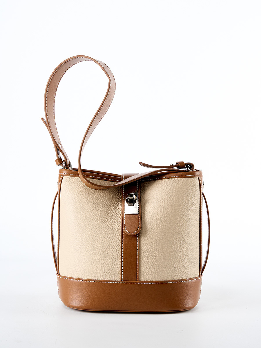 Elegant Leather Bucket Bag for Women