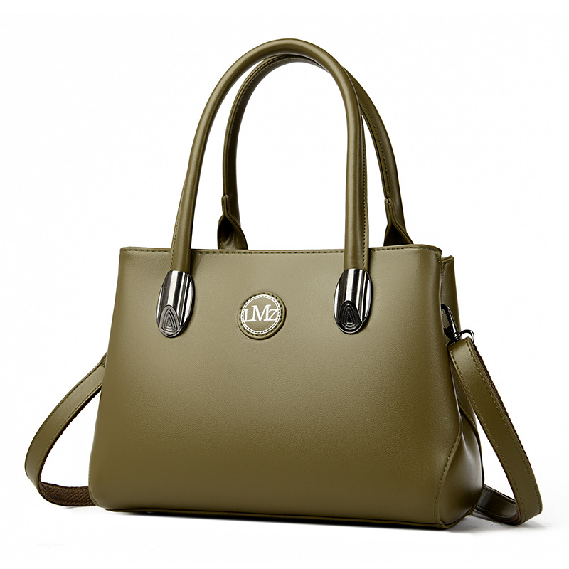 Stylish Ladies Shoulder Bag in Retro Design
