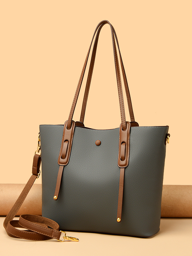 Simple Shoulder Bag with Large Capacity