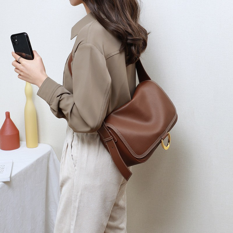 Elegant Messenger Bag for Women