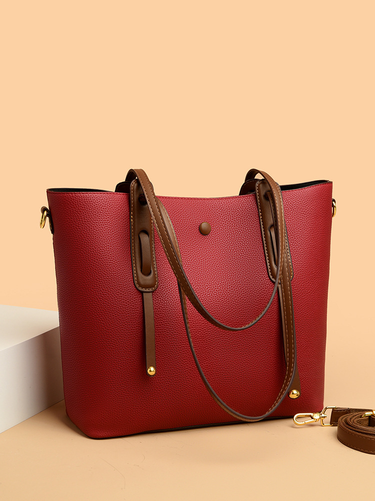 Simple Shoulder Bag with Large Capacity