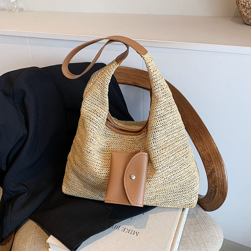 Urbanease Tote - Casual , Modern & Versatile