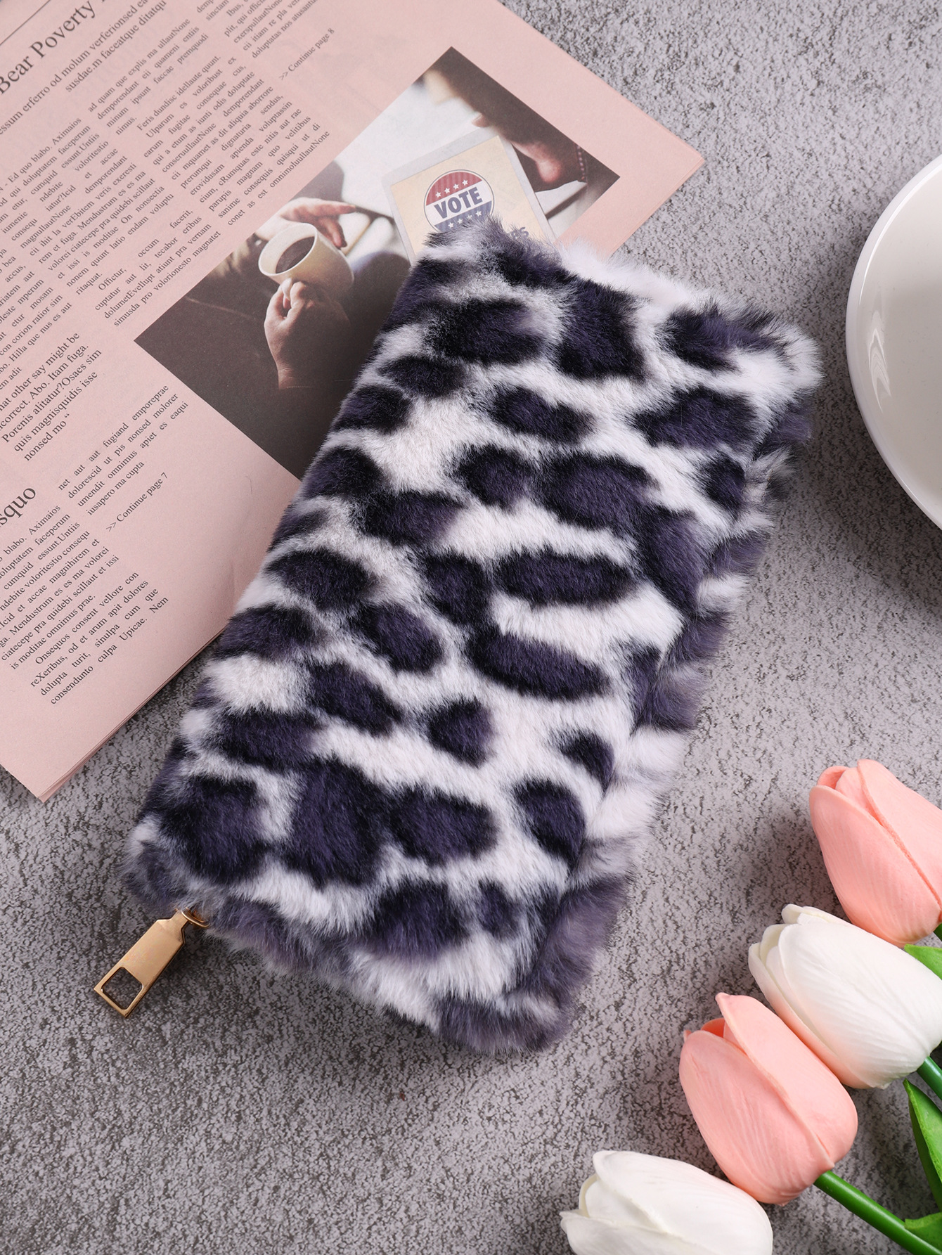 Cosy Coin Purse with a Leopard Look