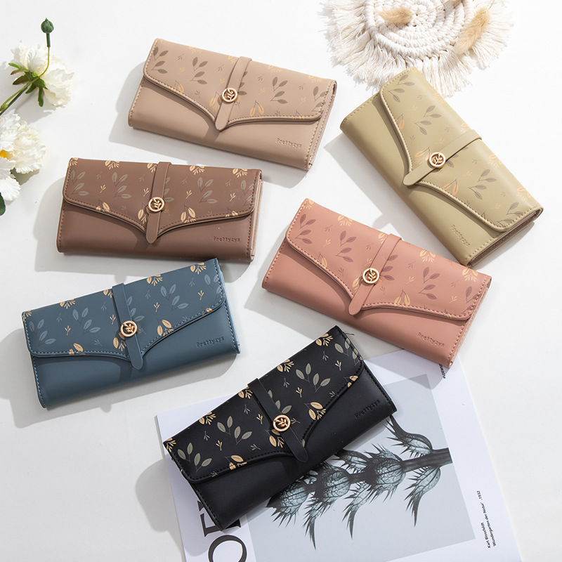 Women 's Clutch with Floral Pattern and Large Capacity