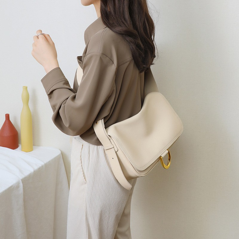 Elegant Messenger Bag for Women