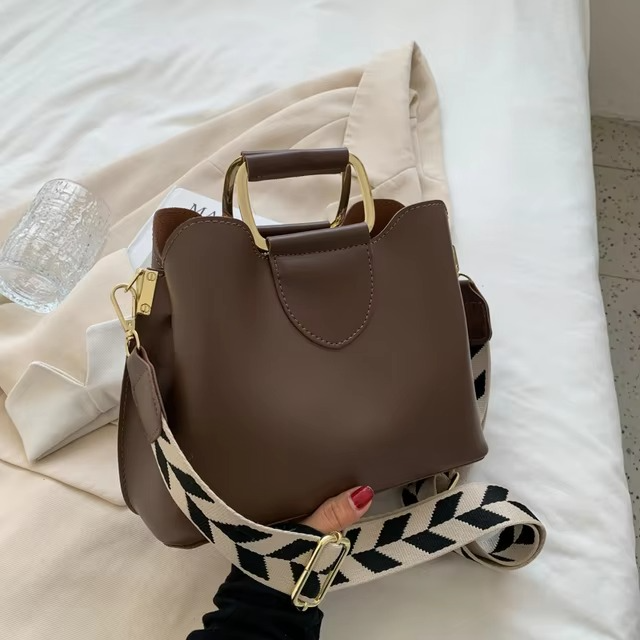 Versatile Crossbody Bucket Bag