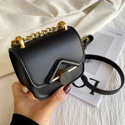 Elegant Retro Shoulder Bag