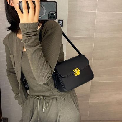 Stylish & Suitable for Everyday Use - Your New Favourite Handbag