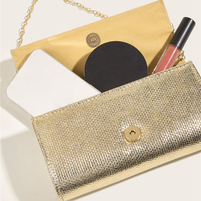 Snakeglam Clutch - Elegance with a Bite