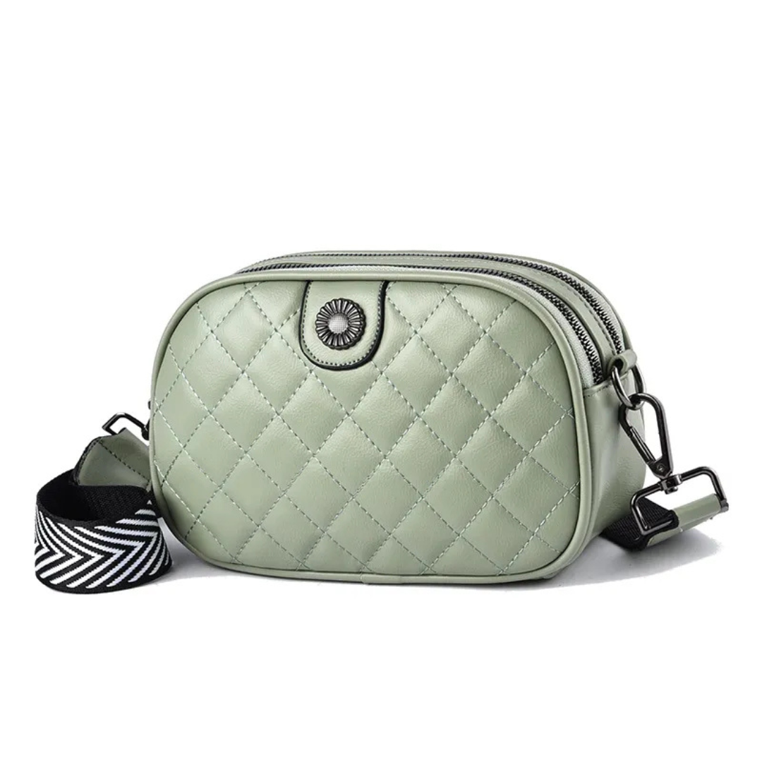 Elegant Leather Shoulder Bag for Everyday Use