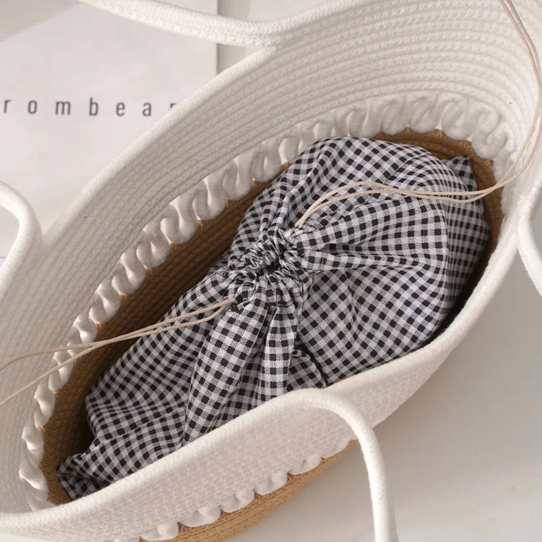 Stylish Woven Shoulder Bag with Large Capacity