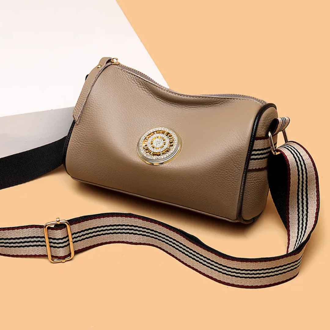 Elegant Shoulder Bag with Wide Leather Shoulder Strap