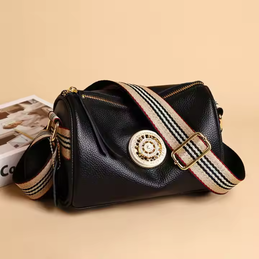 Elegant Shoulder Bag with Wide Leather Shoulder Strap