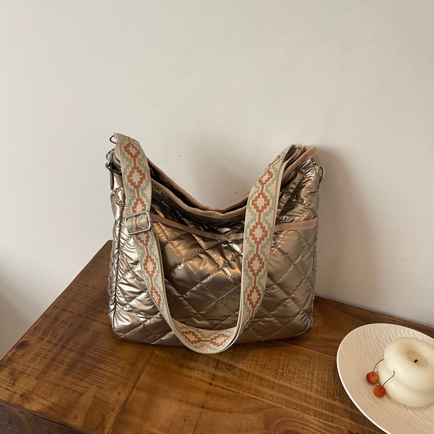 Waterproof Nylon Crossbody Bag for Everyday Use