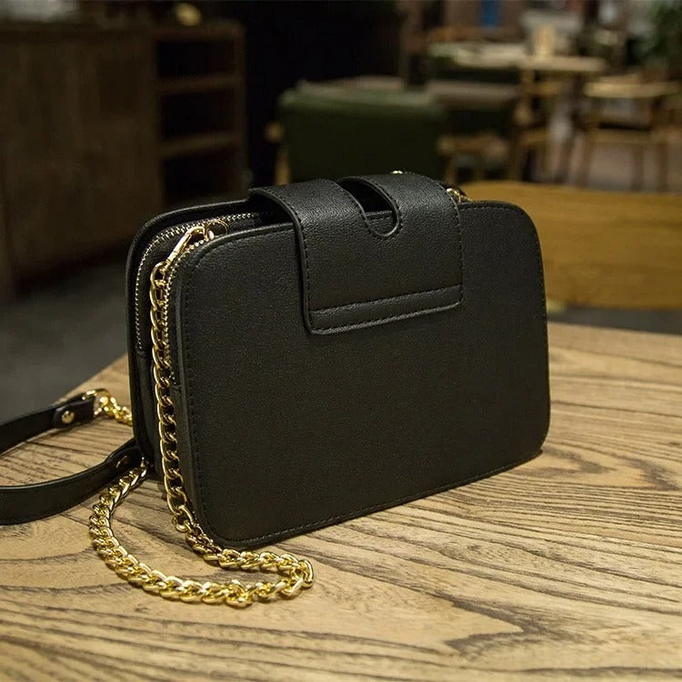 Women 's Shoulder Bag with Chain Strap