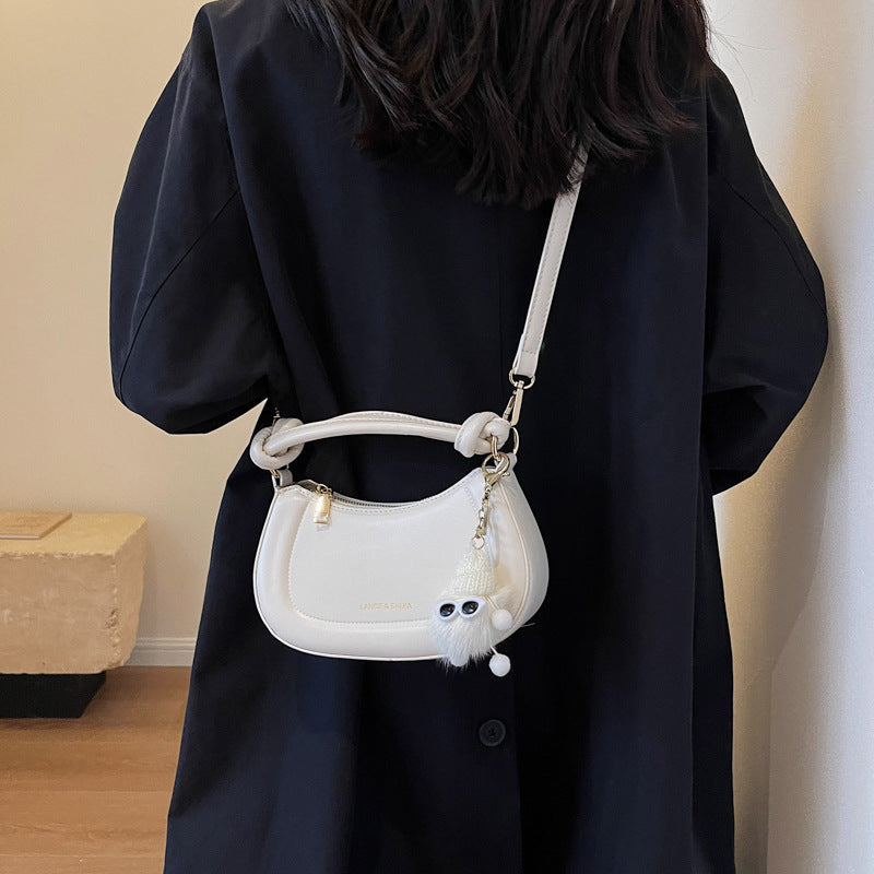 Versatile Crossbody Bag for Everyday Use