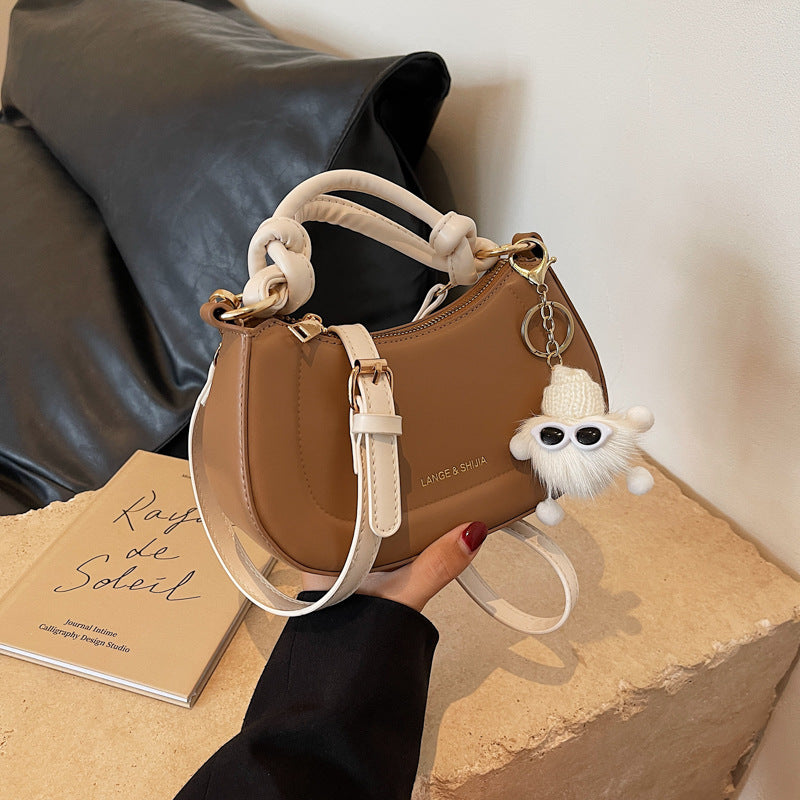 Versatile Crossbody Bag for Everyday Use