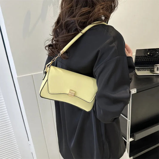 Chic Crossbody Shoulder Bag