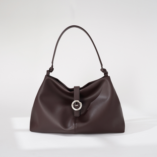 Versatile Tote Stylish and Spacious for Every Day