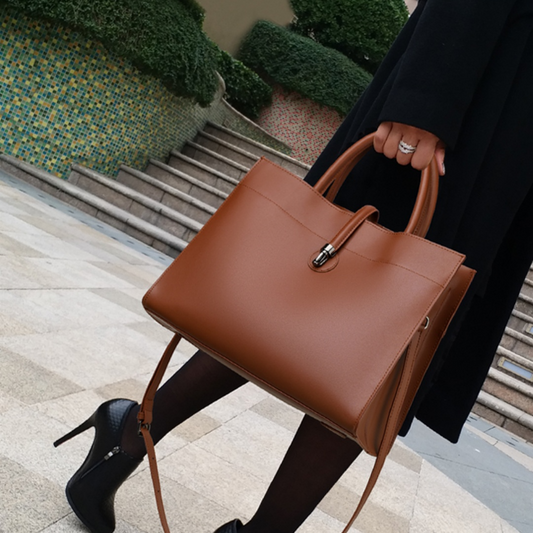 Elegant Everyday Leather Bag with Style