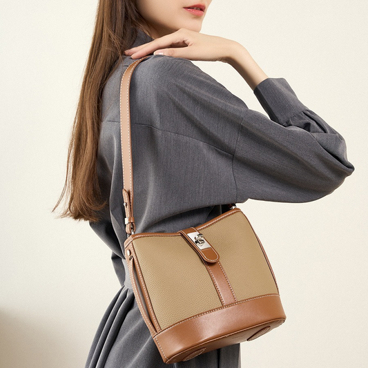Elegant Leather Bucket Bag for Women