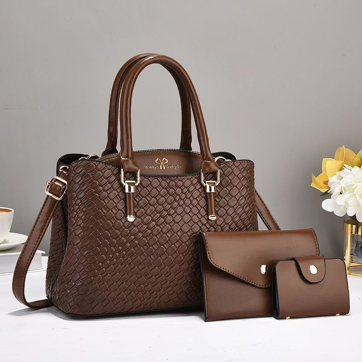 Three - Piece Handbag Set in Woven Style