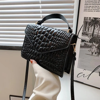 Chic and Timeless Leather Handbag