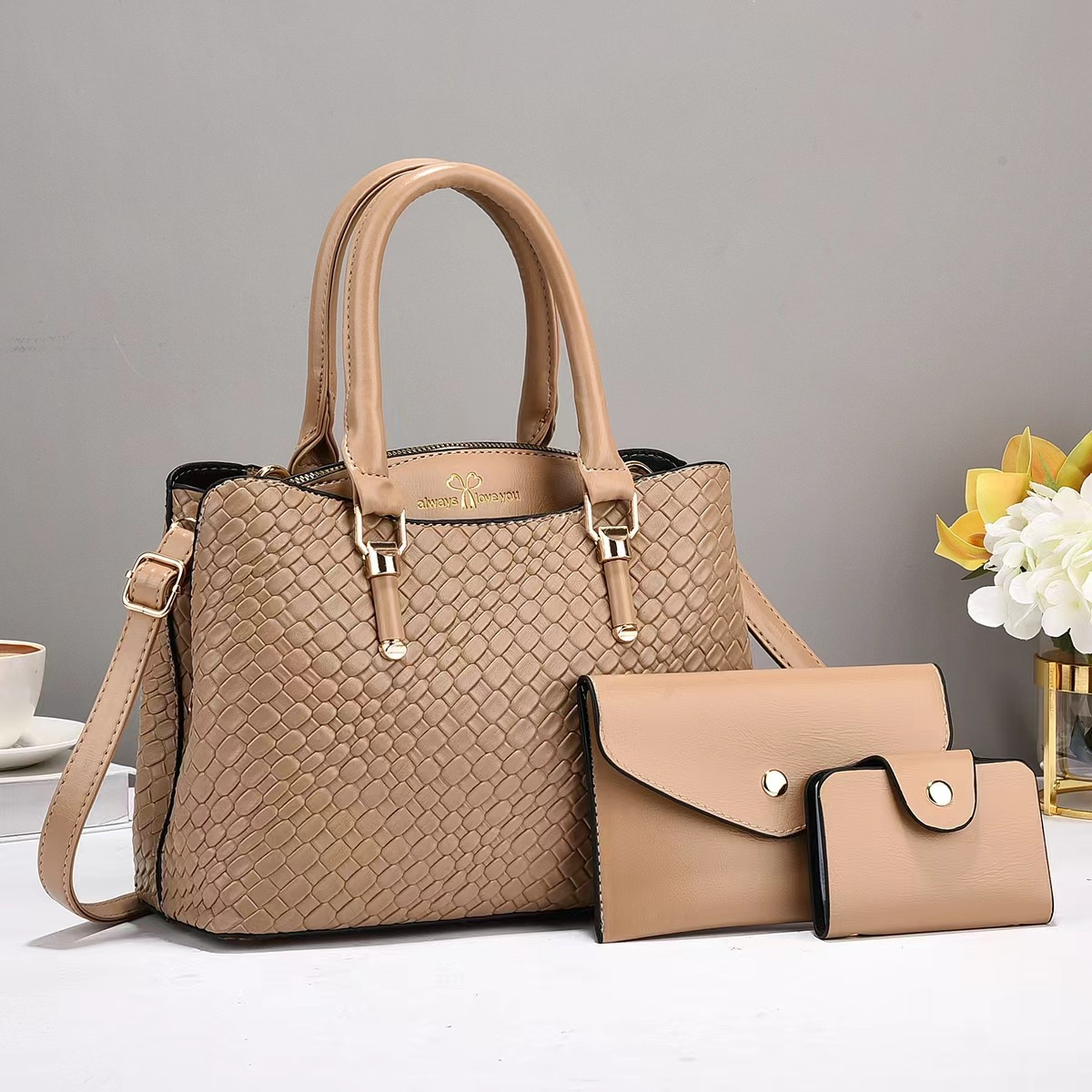 Three - Piece Handbag Set in Woven Style