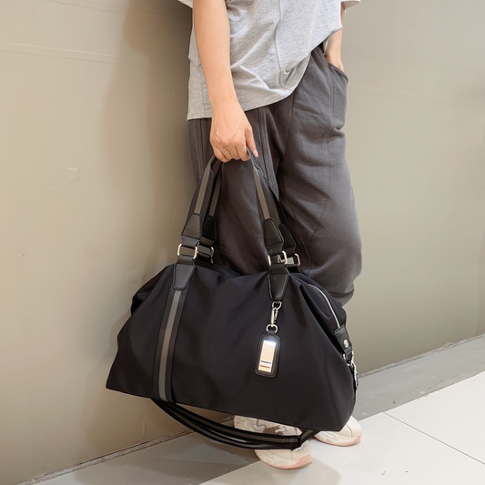 Portable Travel Bag with Large Capacity
