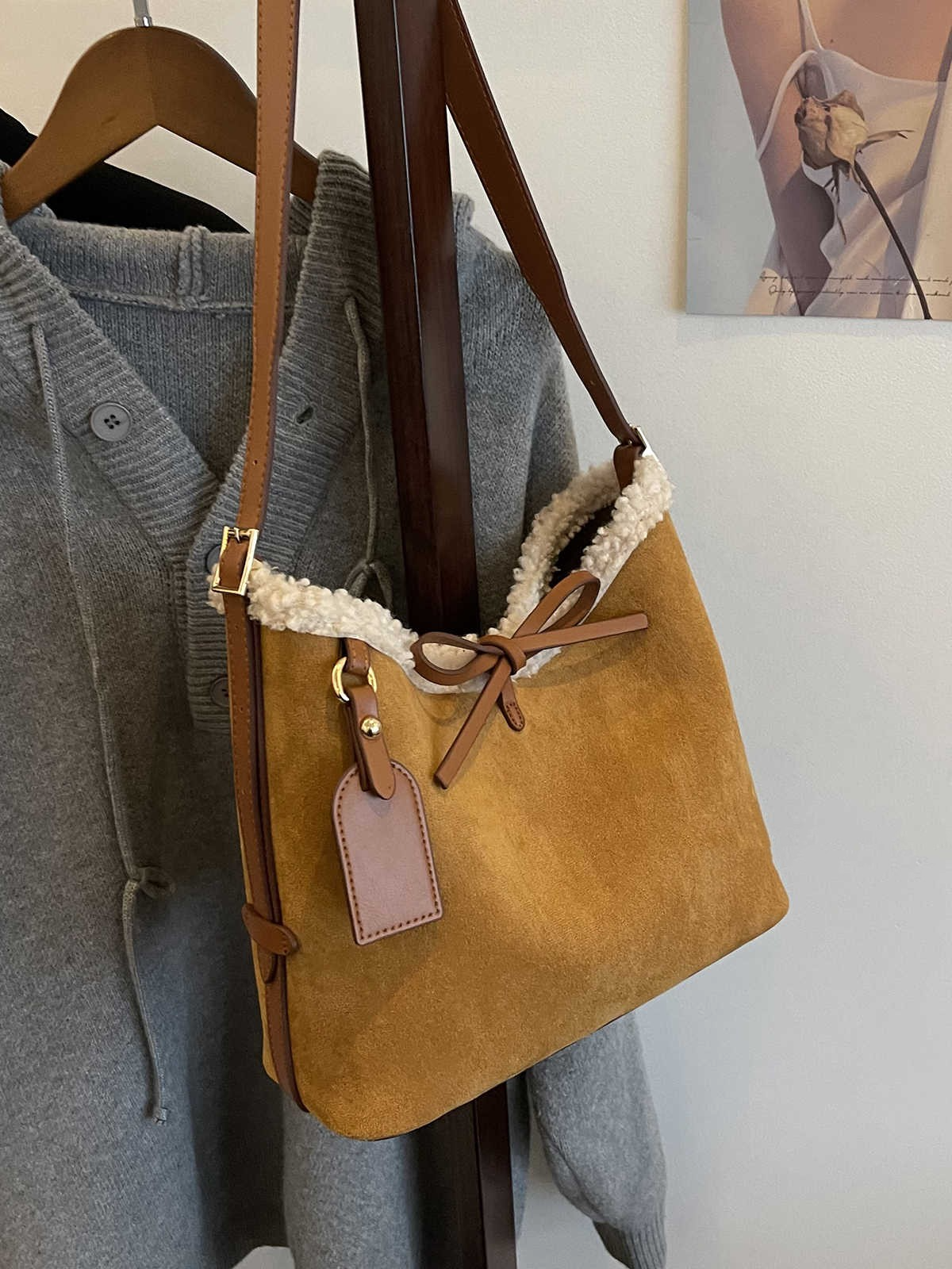 Velvetcarry