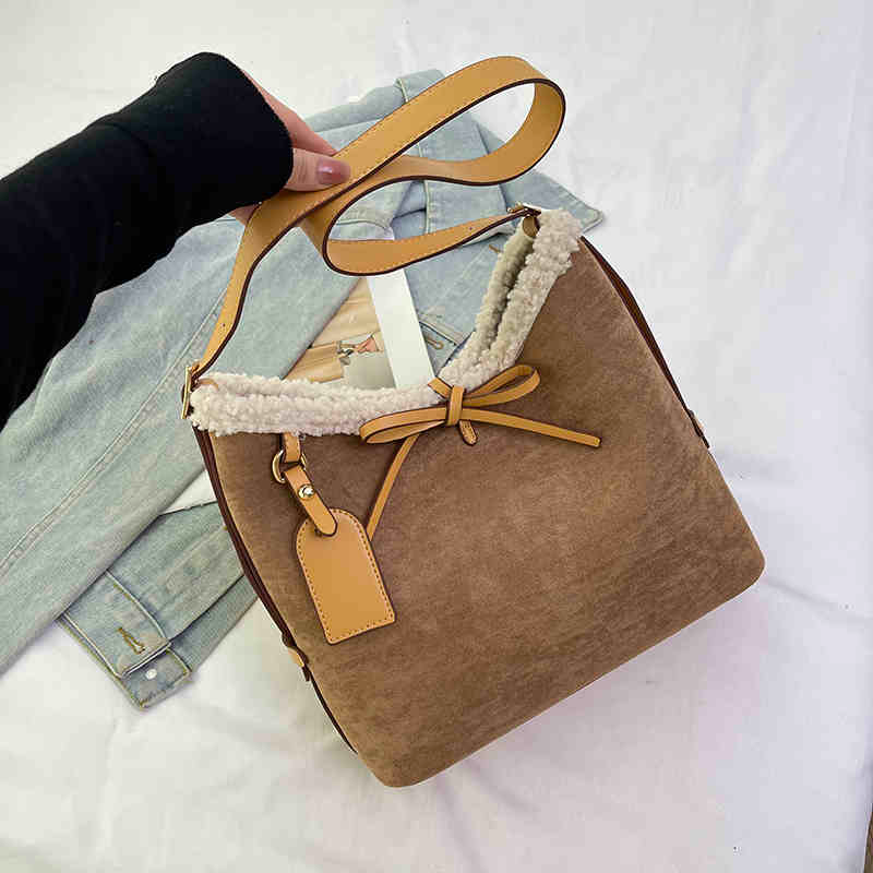 Velvetcarry
