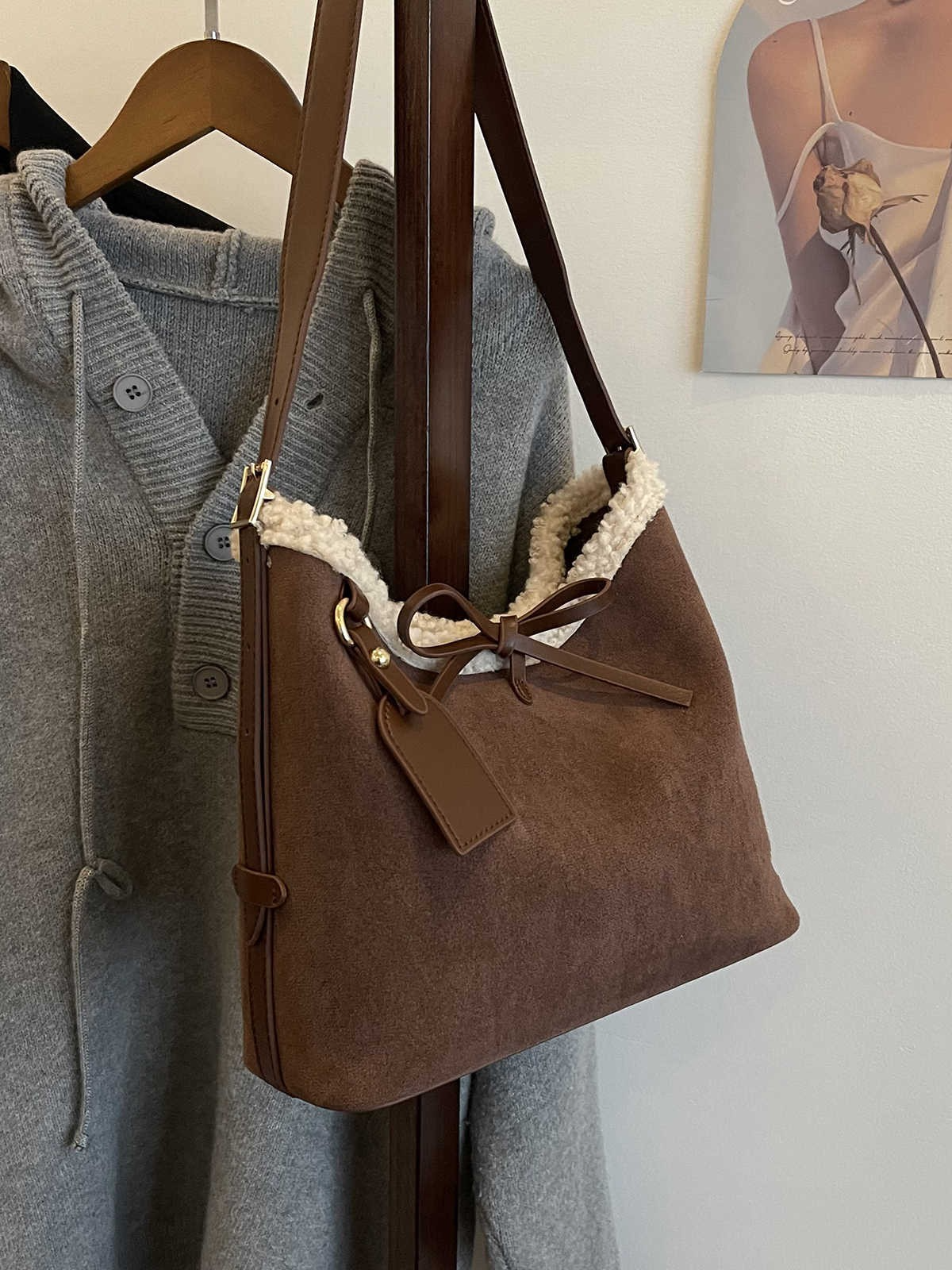 Velvetcarry