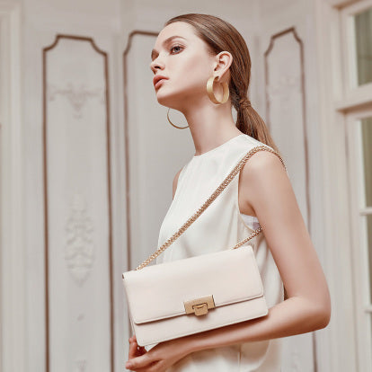 Leatherglanz Mini - Style with Chain Detail