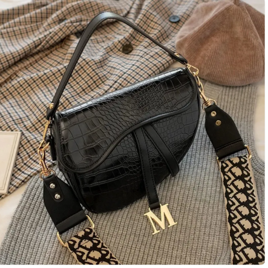 Women 's Vintage Shoulder Bag in Urban Style