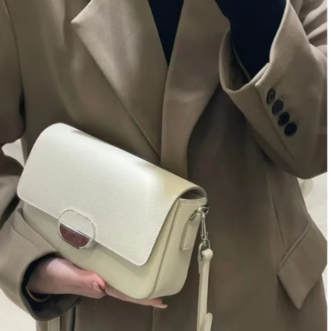 Women 's Shoulder Bag Made From Cowhide