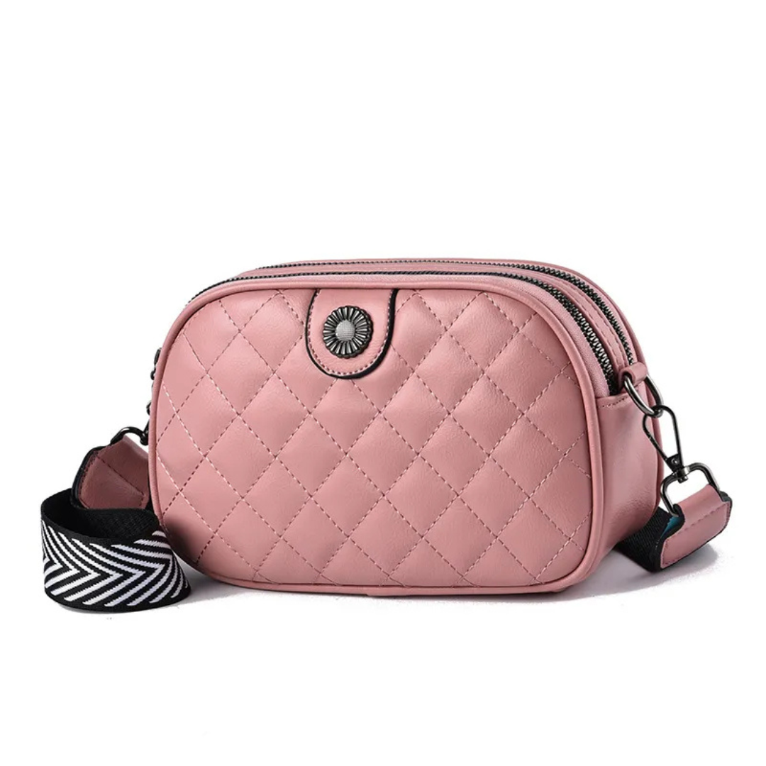 Elegant Leather Shoulder Bag for Everyday Use