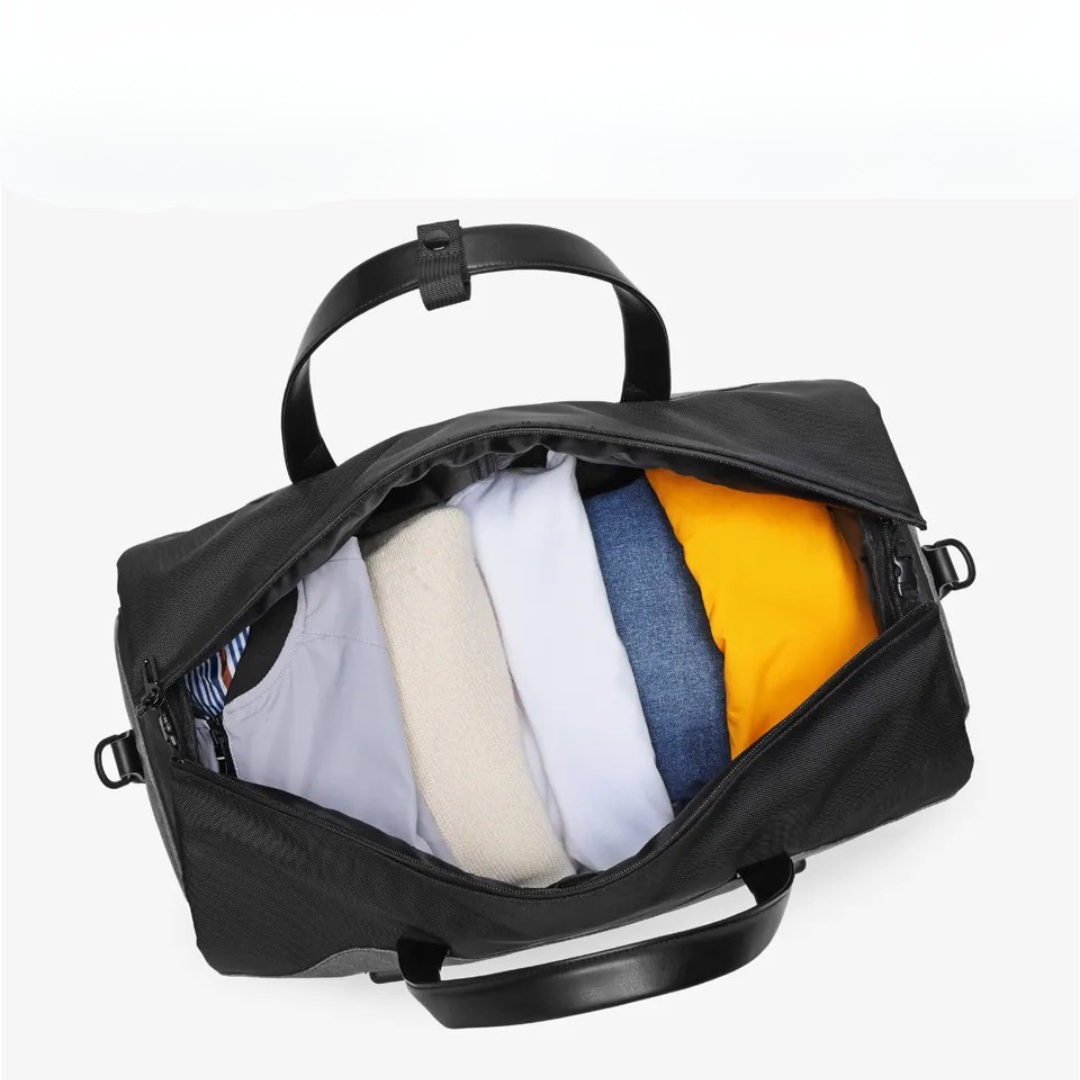 Versatile Travel Bag with Large Capacity for Business Trips