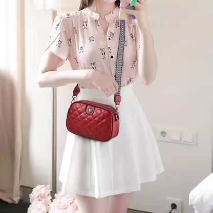 Elegant Leather Shoulder Bag for Everyday Use